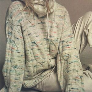 New! American Eagle AE Whoa So Soft Cable Knit Sweater Cozy & Colorful Size M